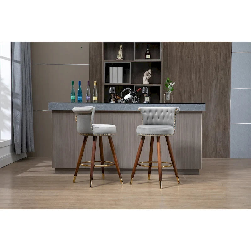 Tabouret de bar pivotant capitonné vintage avec clous décoratifs, pieds en noyer, repose-pieds doré, beige, noir, gris