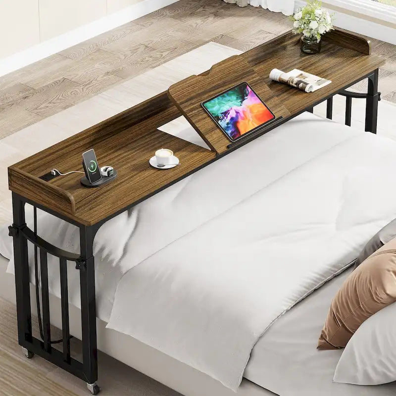 Table de lit avec roues, réglable en hauteur, prises secteur et ports USB, MDF marron