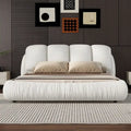 Tête de lit capitonnée moderne en similicuir blanc plissé pour lit Queen Size