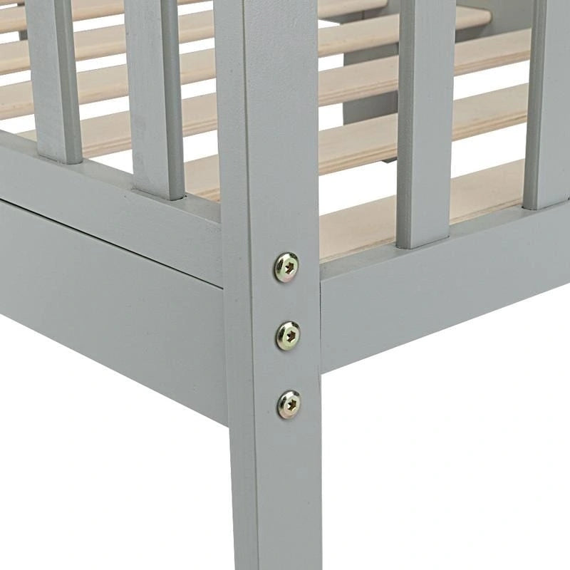 Lit pour tout-petits Pinewood avec double barrière de sécurité, profil bas, pour enfants, marron, blanc, gris